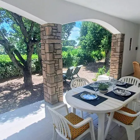 Apartment Beau Rez-de-jardin A Boulouris Saint-Raphael (Var)
